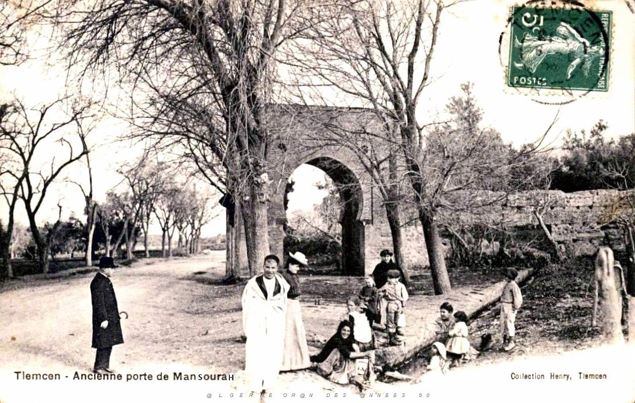 1443- Tlemcen - Ancienne Porte de Mansourah.jpg